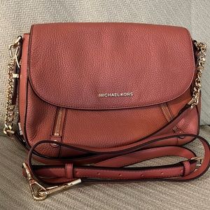 Michael kors crossbody bag